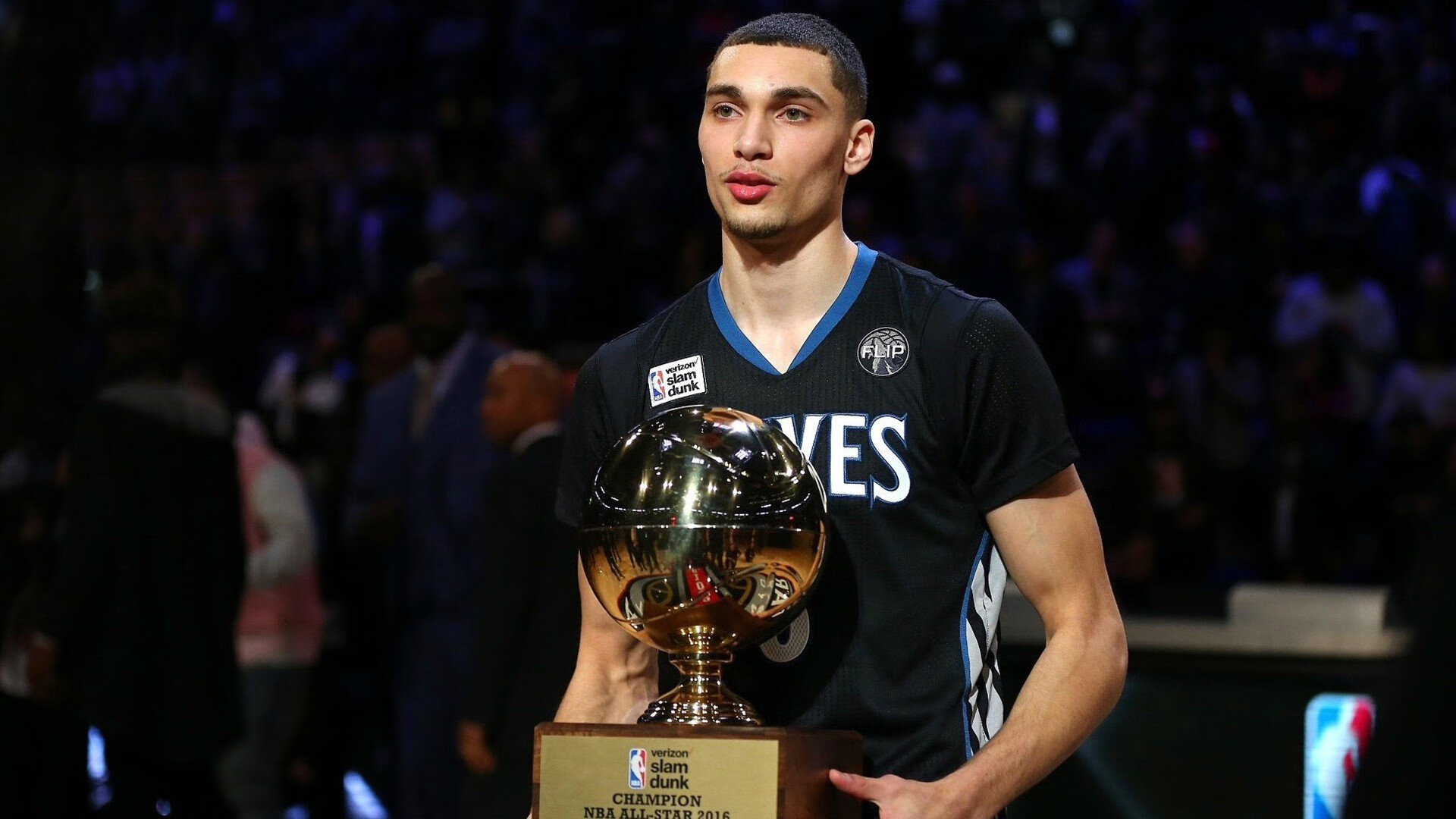 夺冠热潮：谁能夺得本年度总冠军？，去年夺冠